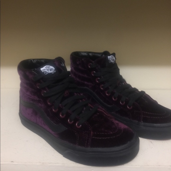 Vans Shoes - Sneakers ladies purple/black velvet by Vans size 7